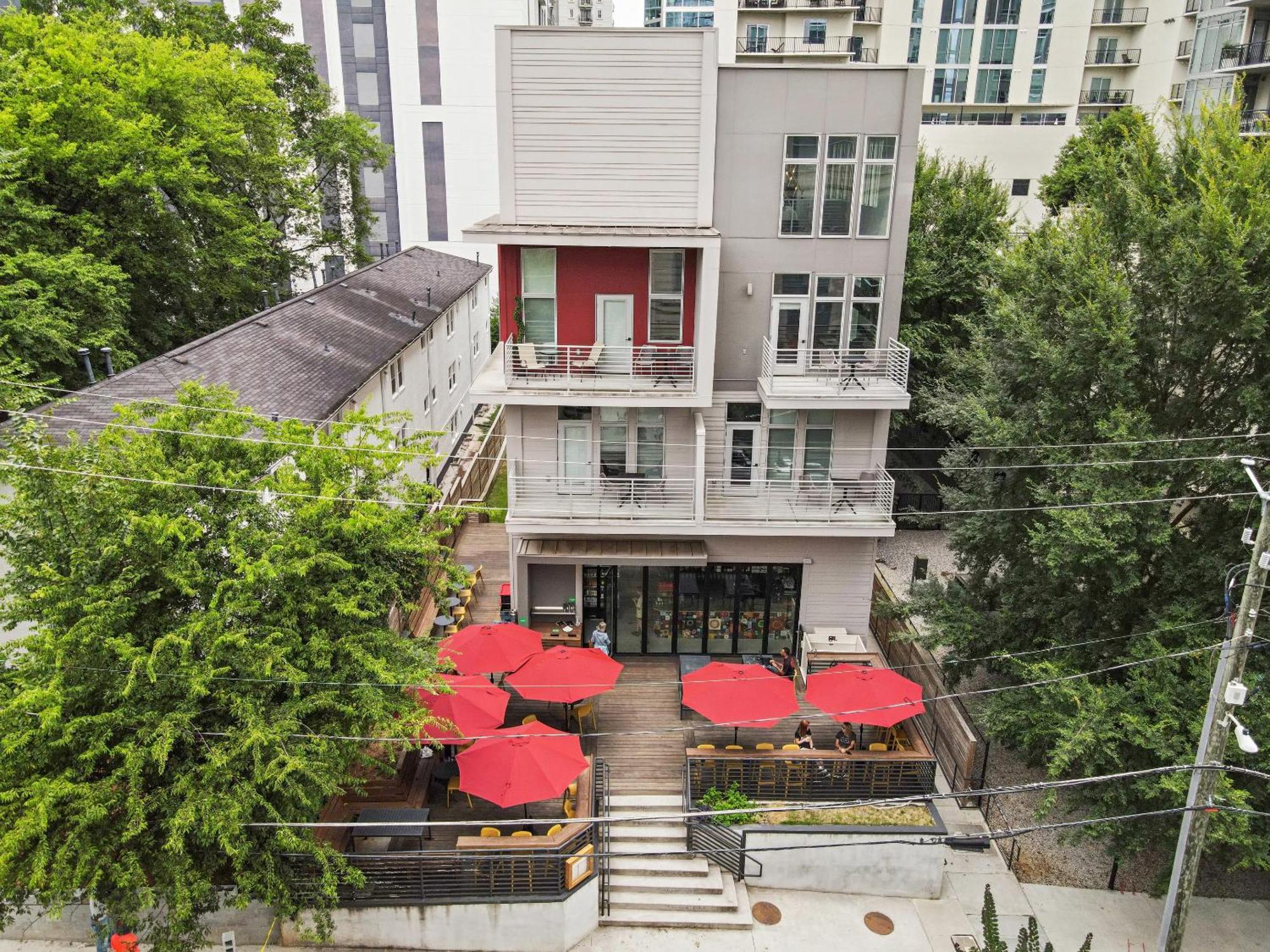 Stupendous Heart Of Piedmont Park Two Story Loft Lägenhet Atlanta Exteriör bild